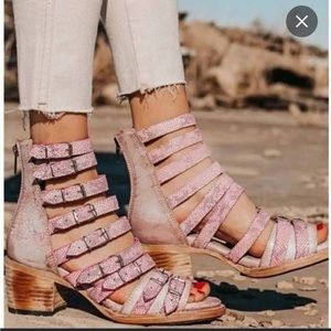 Freebird Casandra Sandals